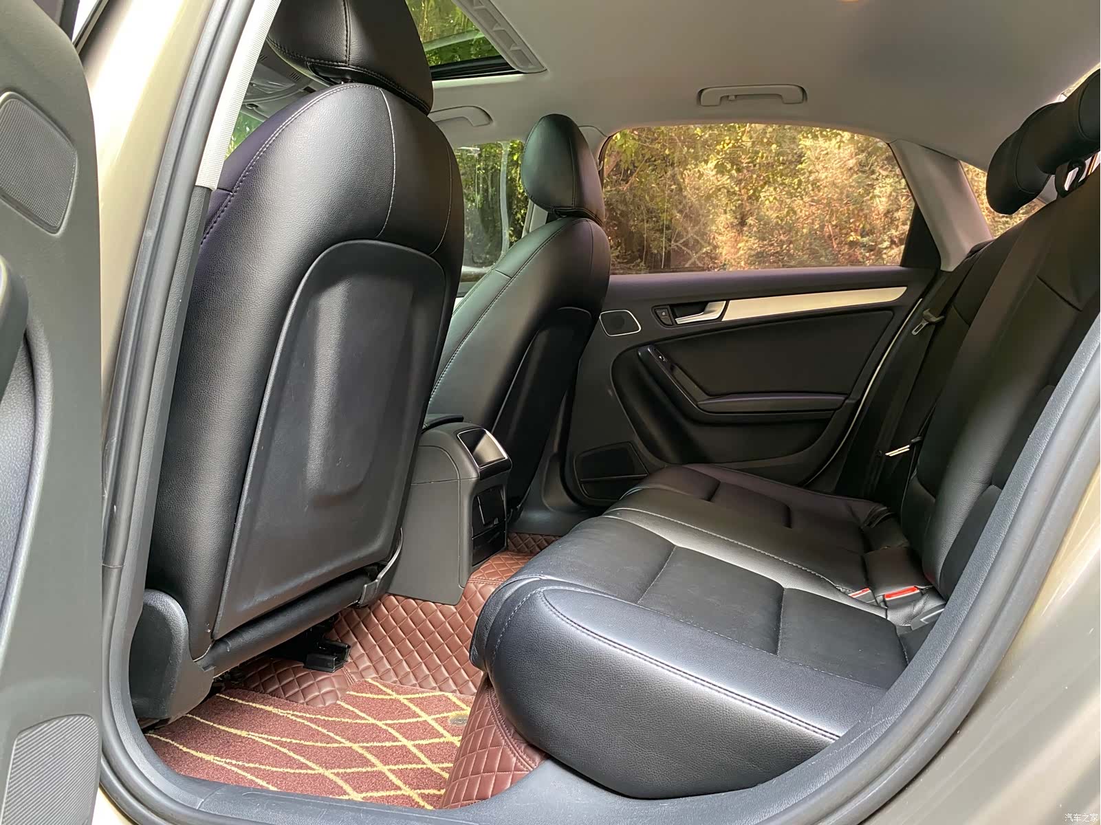 Audi A4L, 2014 12