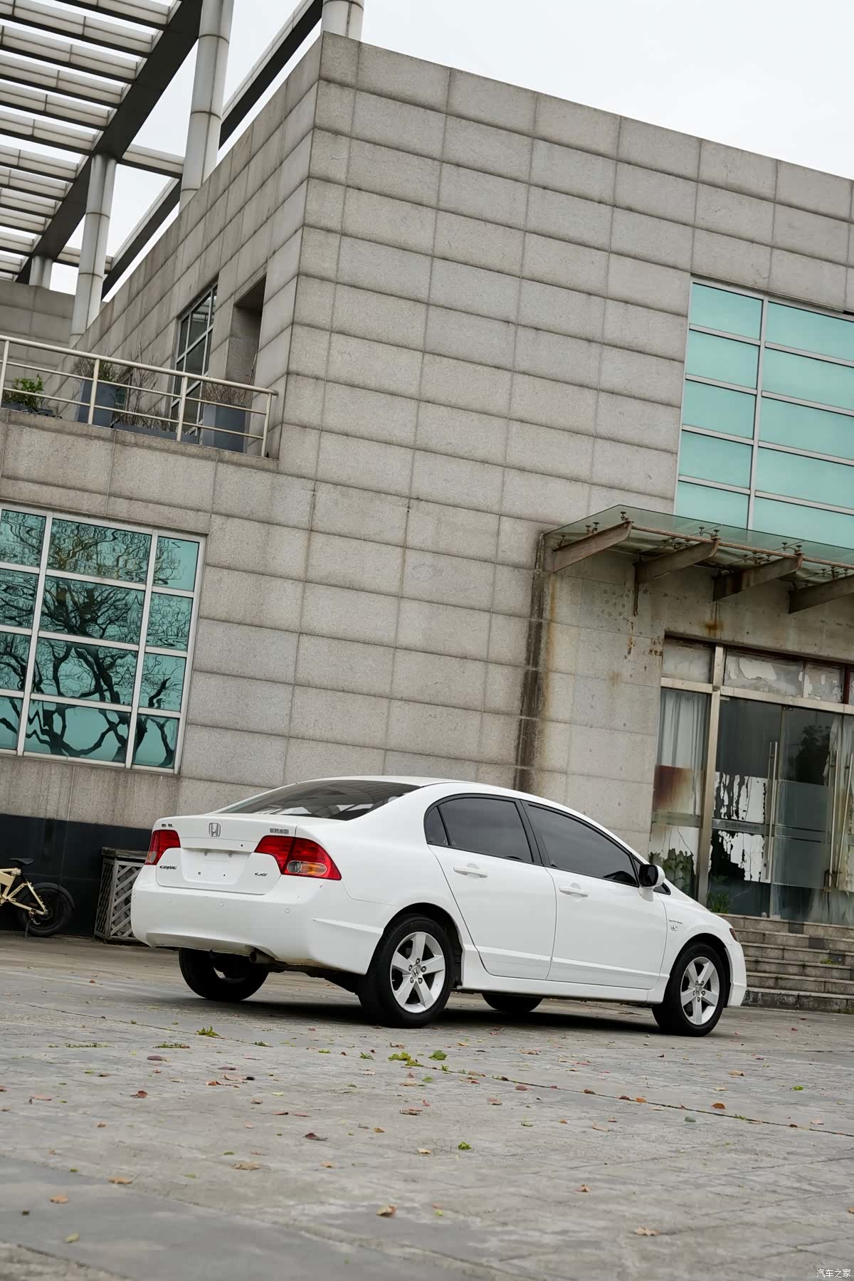 Honda Civic, 2011 все фото