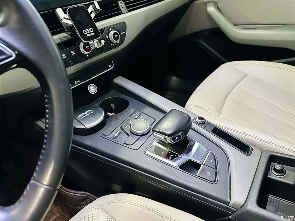 Audi A4L, 2017 11