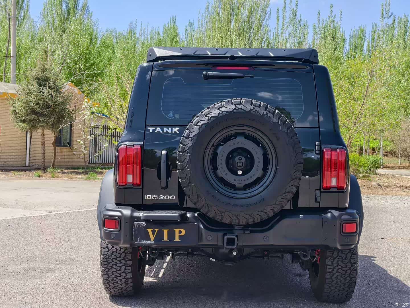 Tank 300, 2024 8