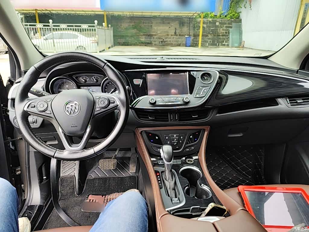 Buick Envision Plus, 2018 10