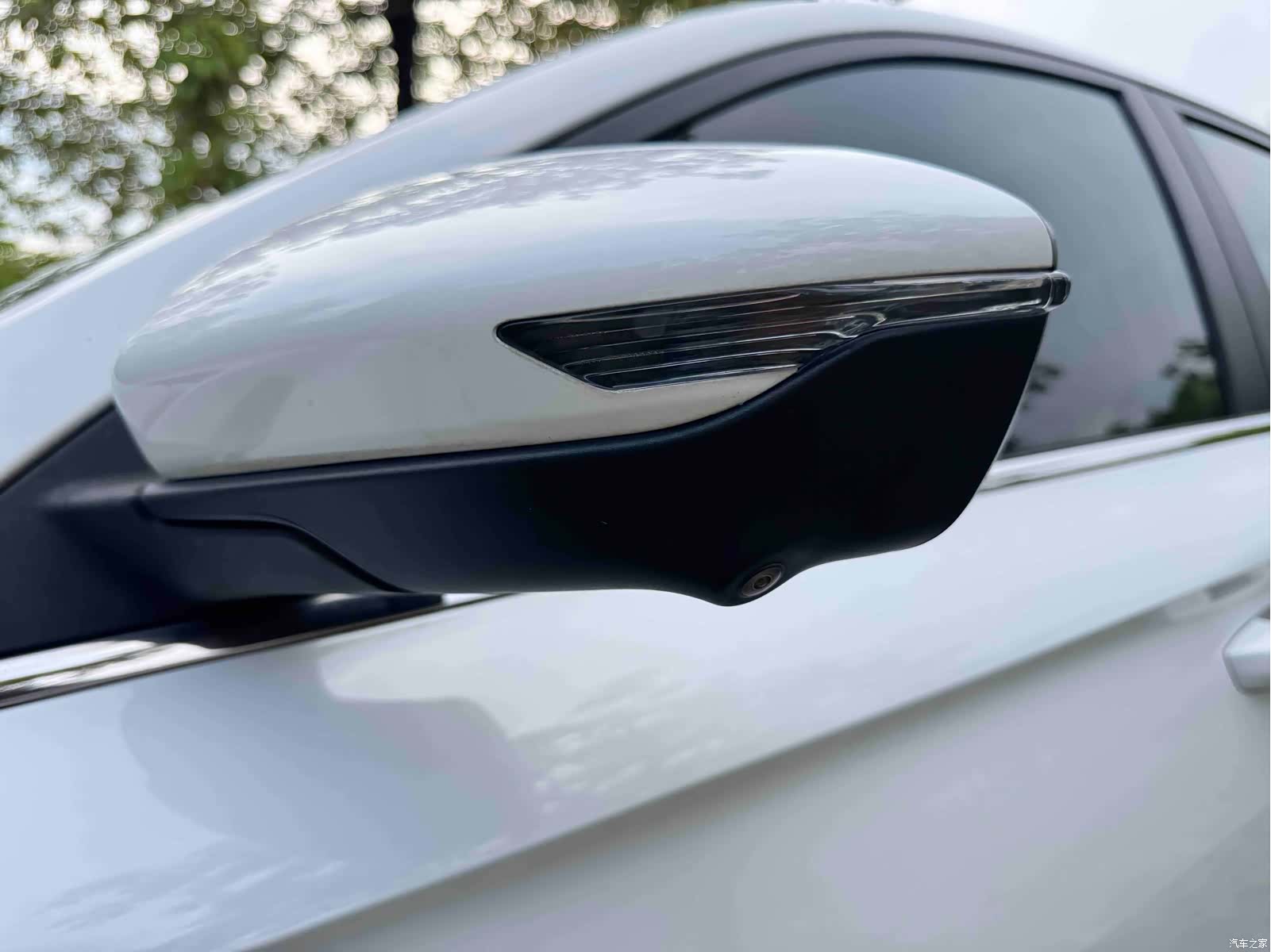 Geely Emgrand, 2022 47