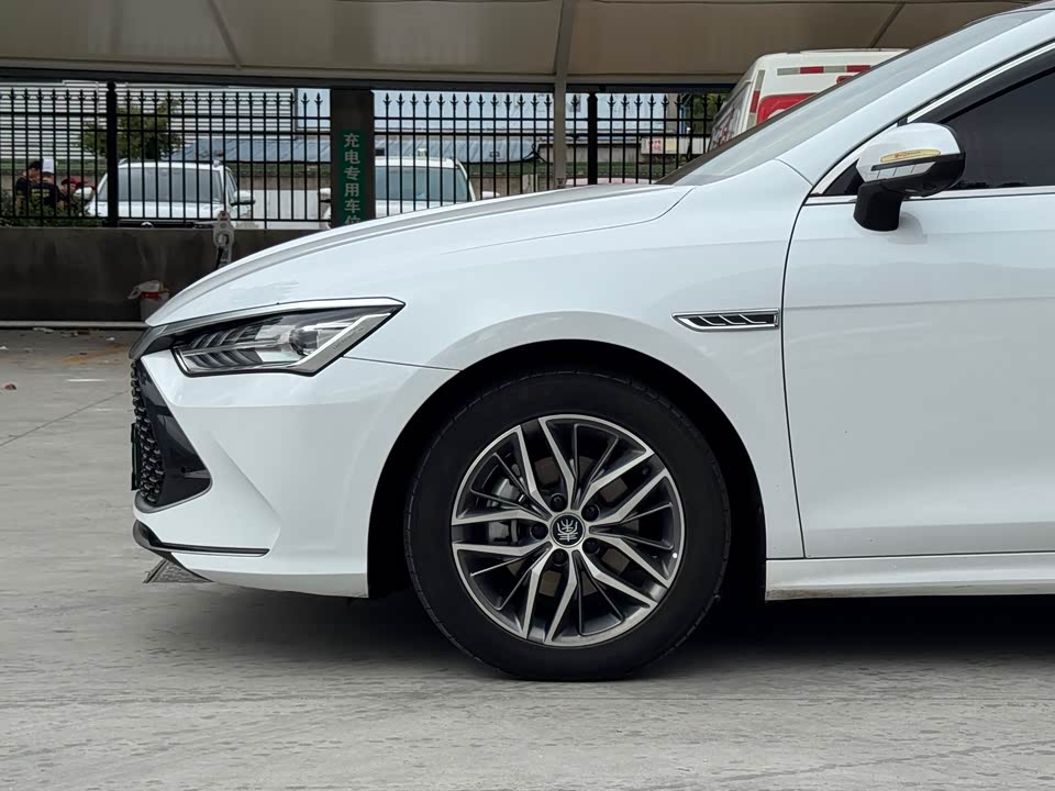 BYD Qin Yuan