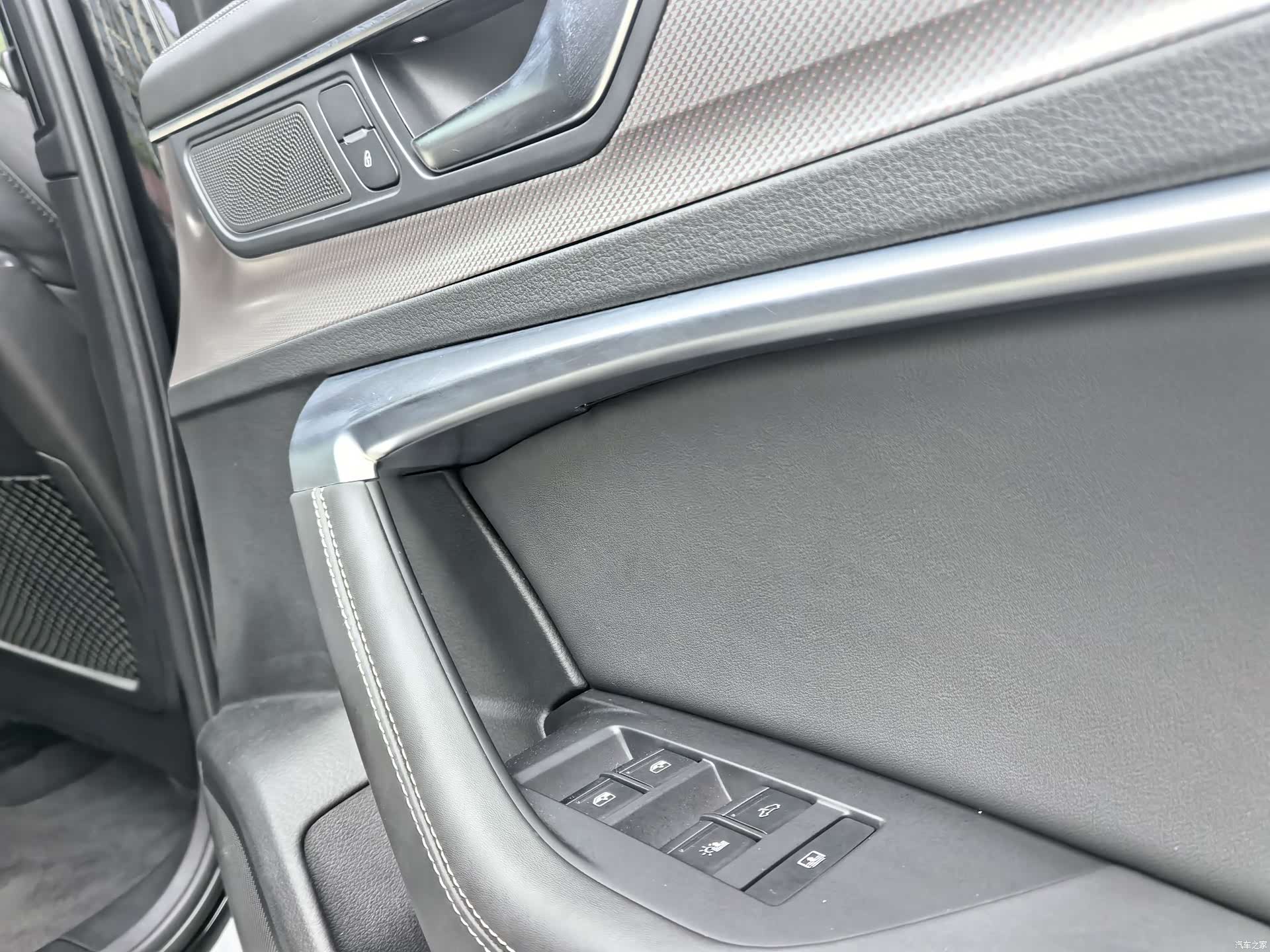 Audi A6L, 2021 21