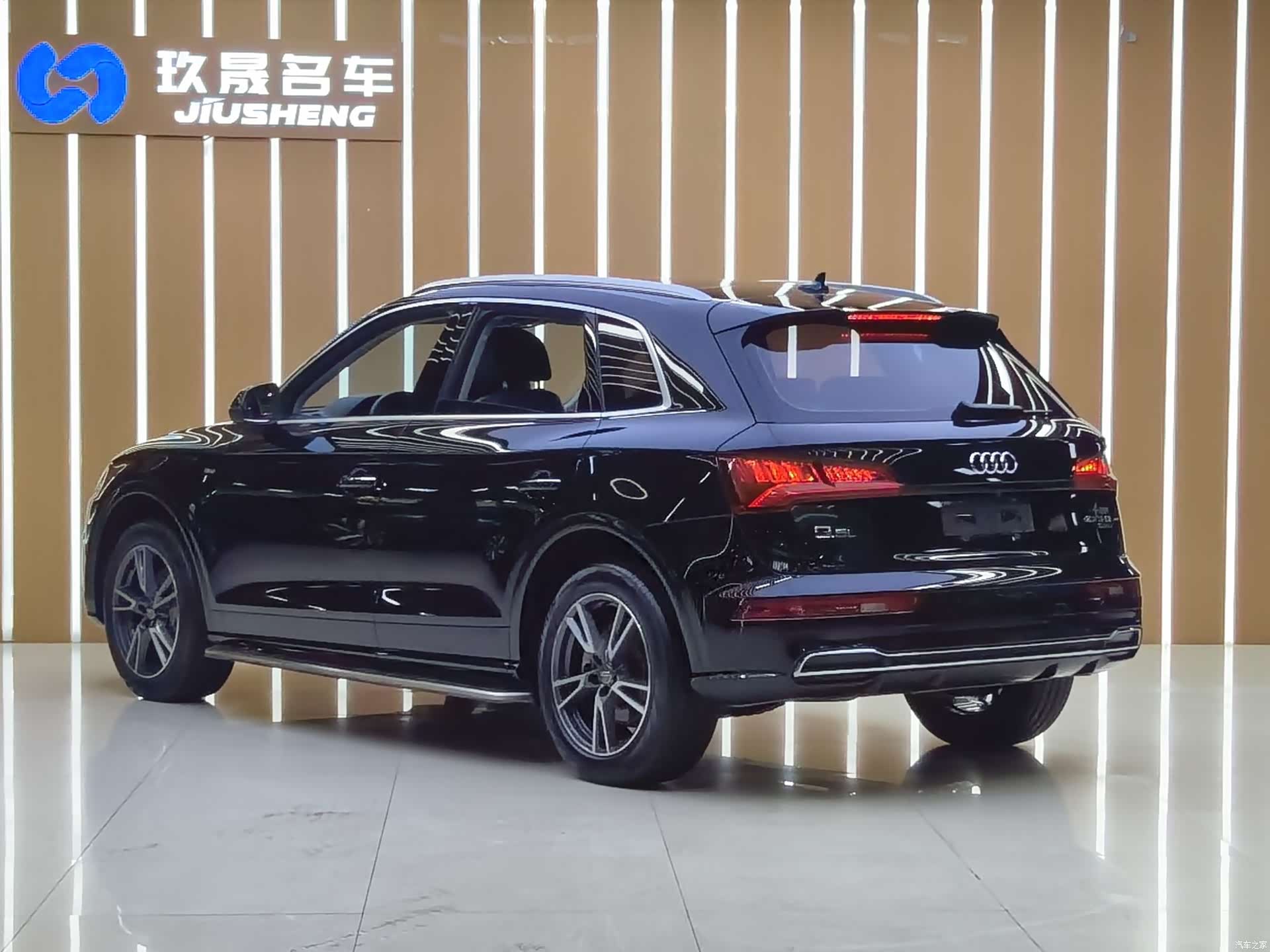 Audi Q5L, 2019 21