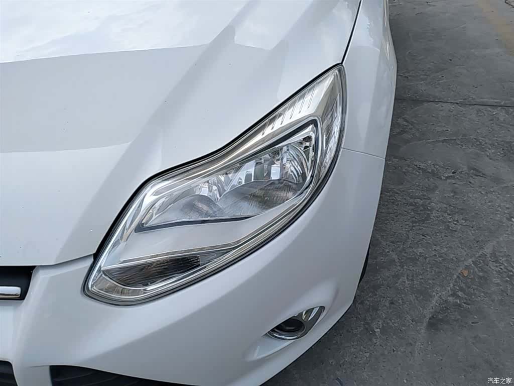 Ford Focus, 2015 24