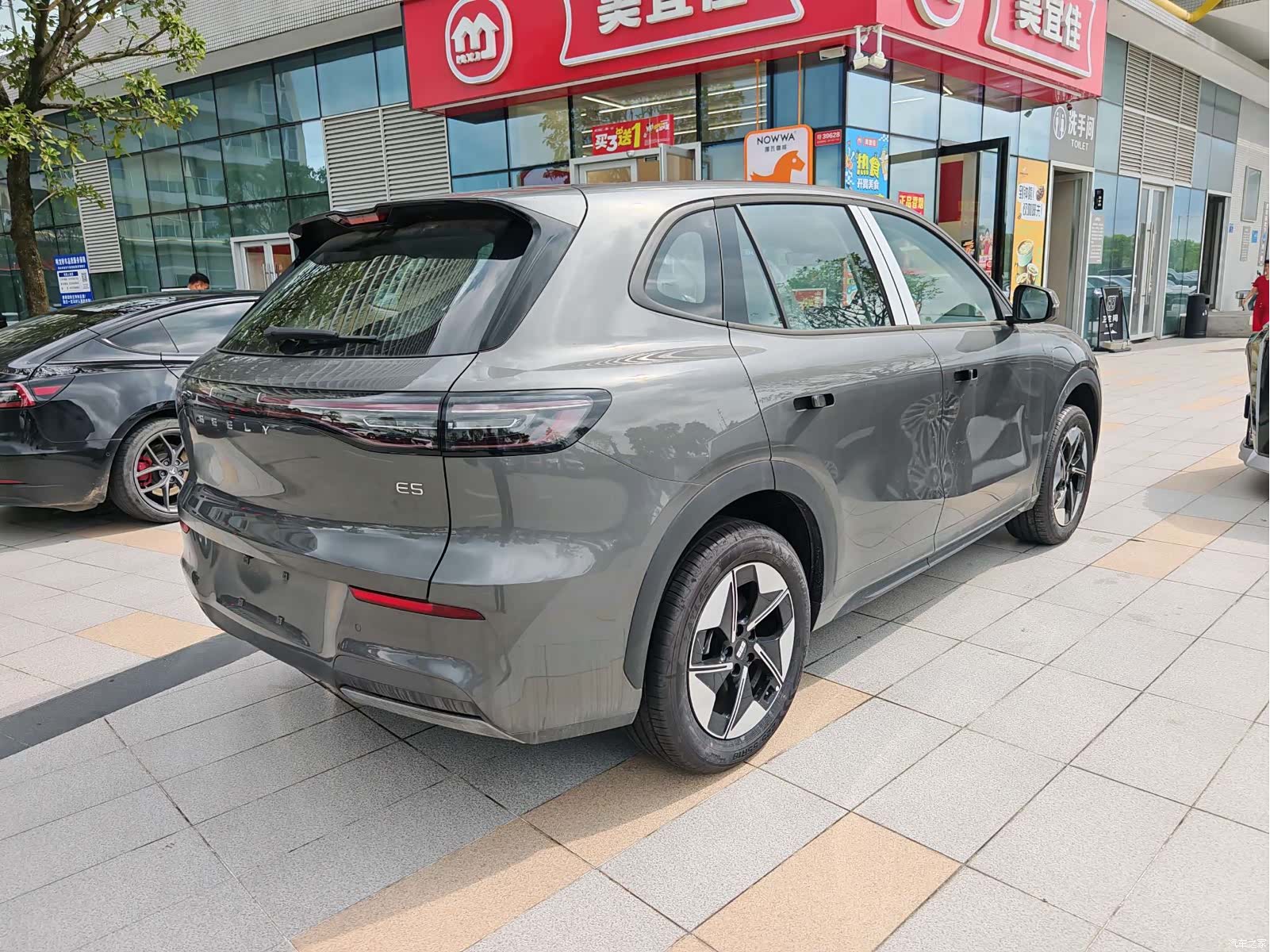 Geely Galaxy E5, 2026 7