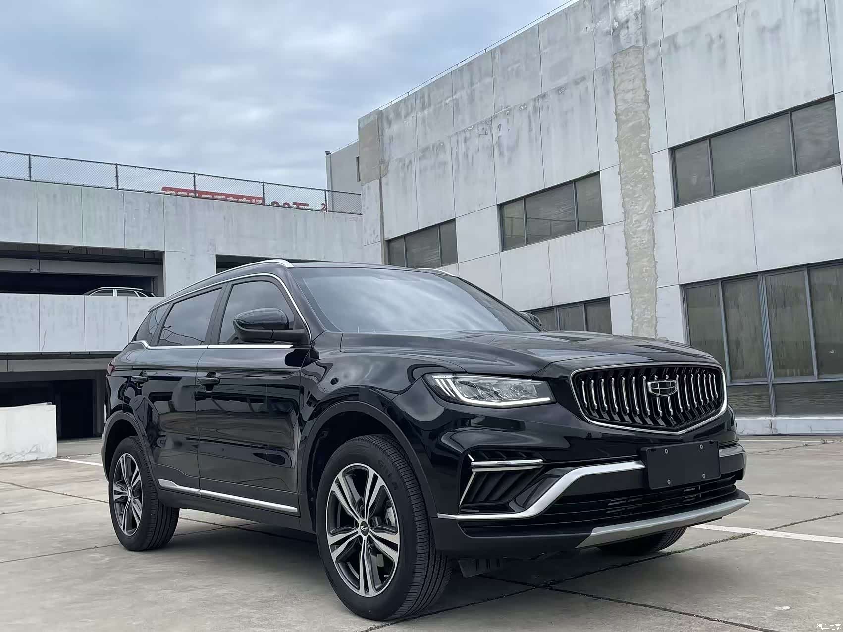Geely Boyue, 2022 3