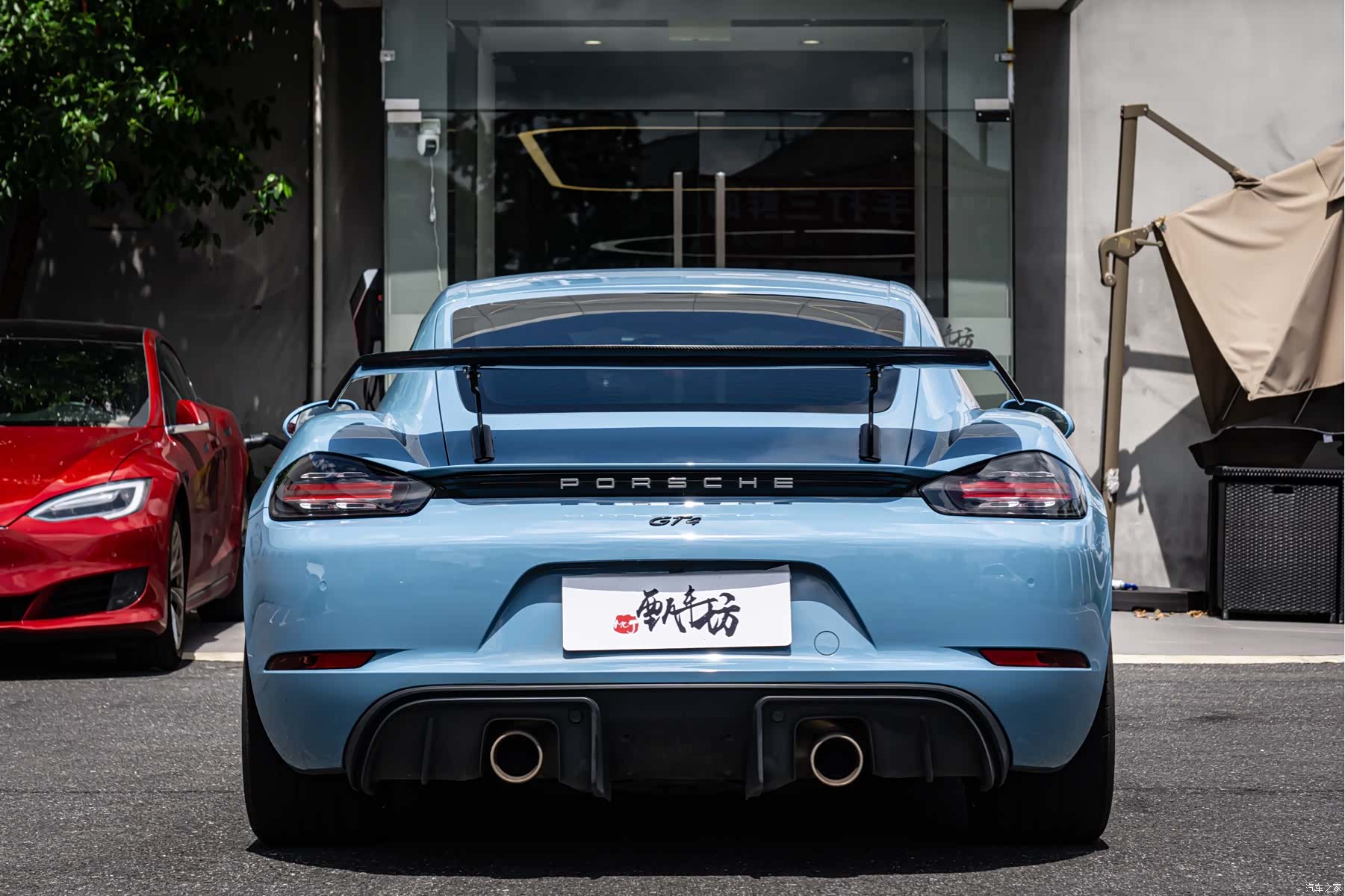 Porsche Cayman, 2020 все фото