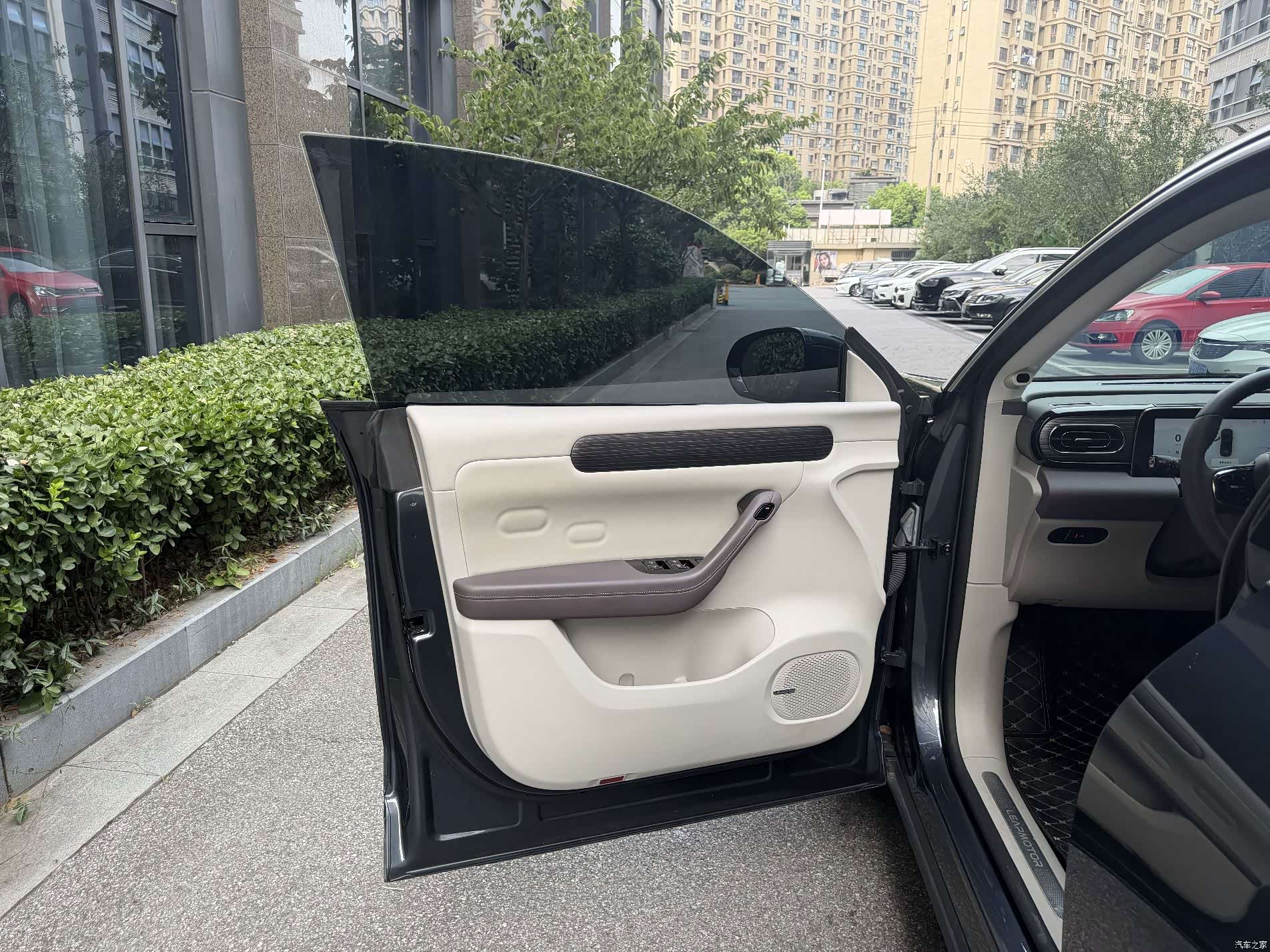 Leapmotor C11, 2023 13
