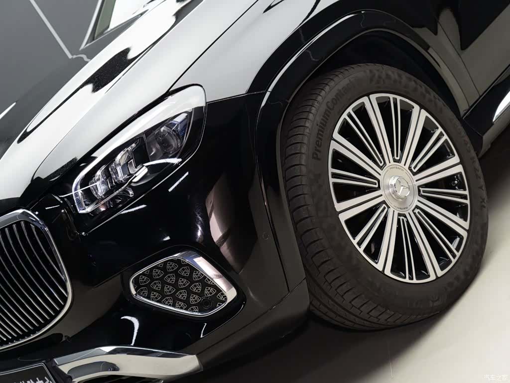 Maybach GLS, 2024 2
