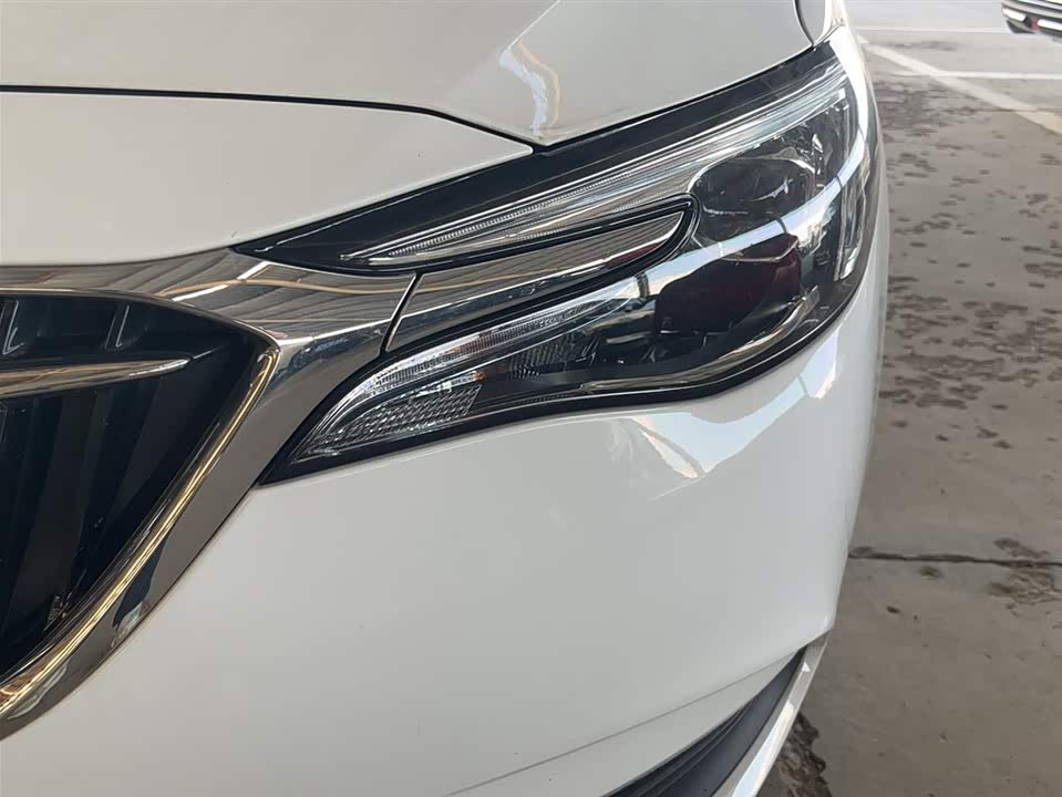 Buick Yinglang