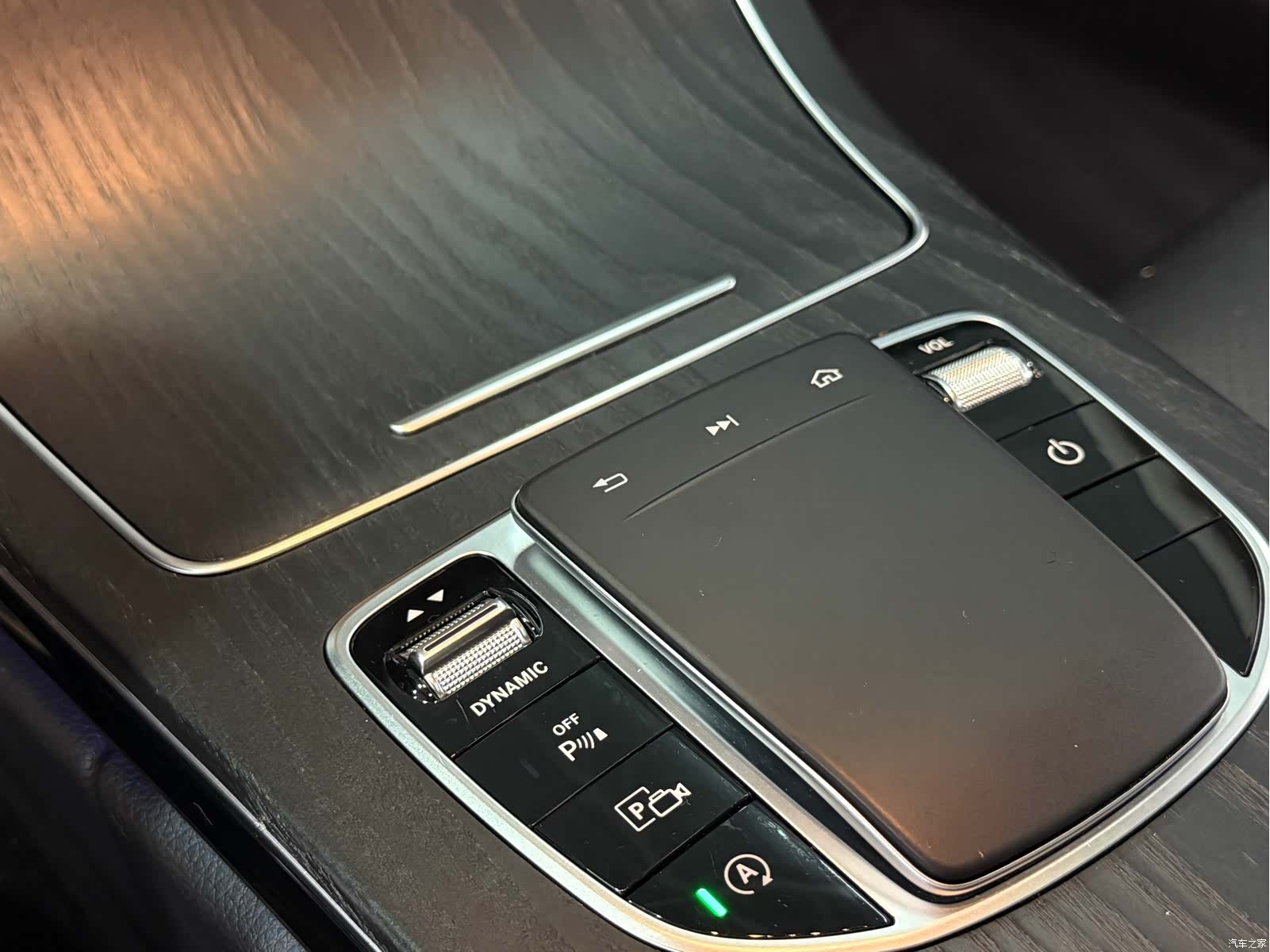 Mercedes-Benz C-Class, 2020 12