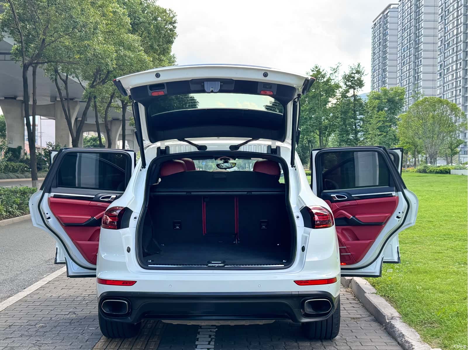 Porsche Cayenne, 2015 11