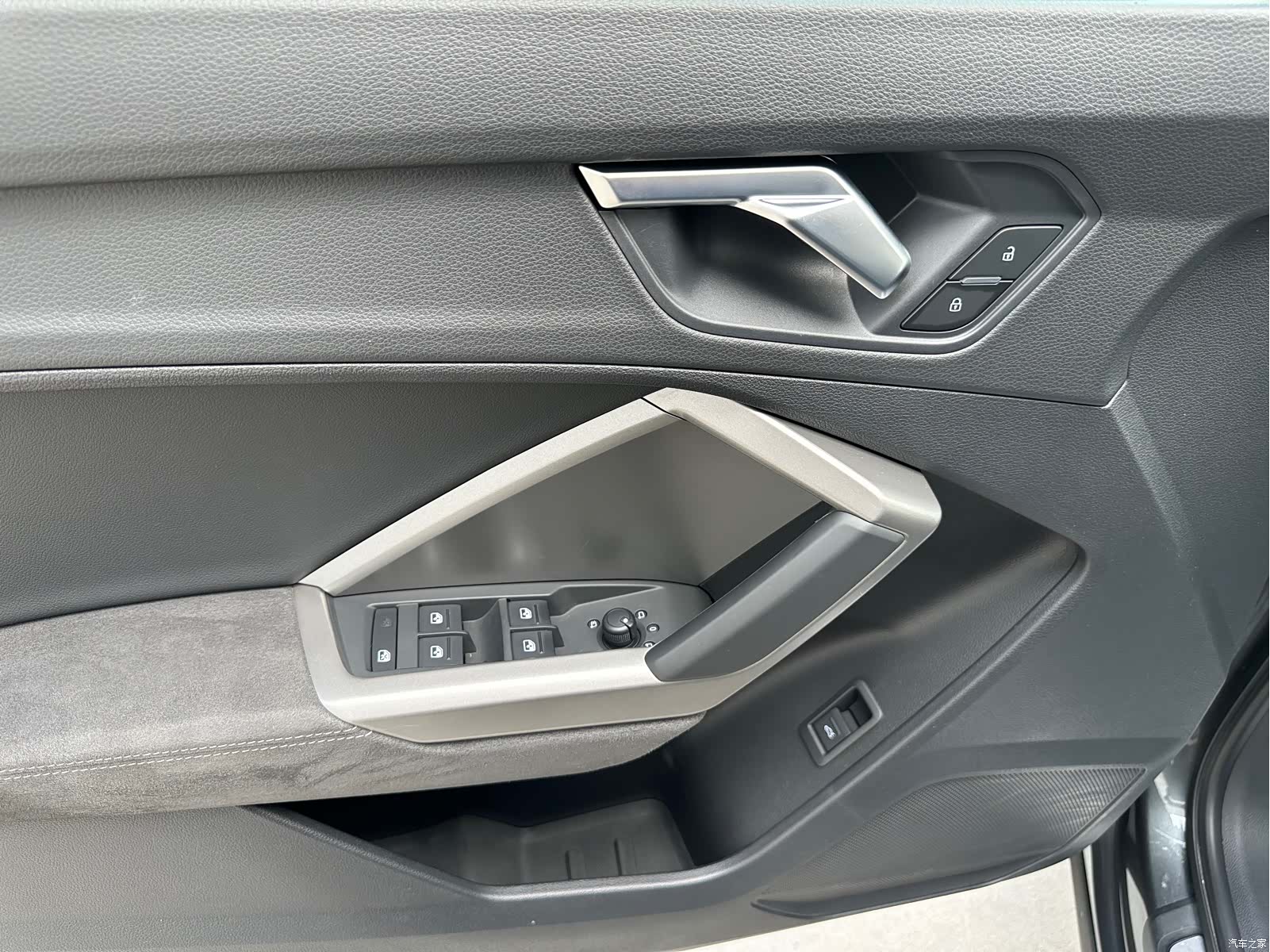 Audi Q3, 2023 8