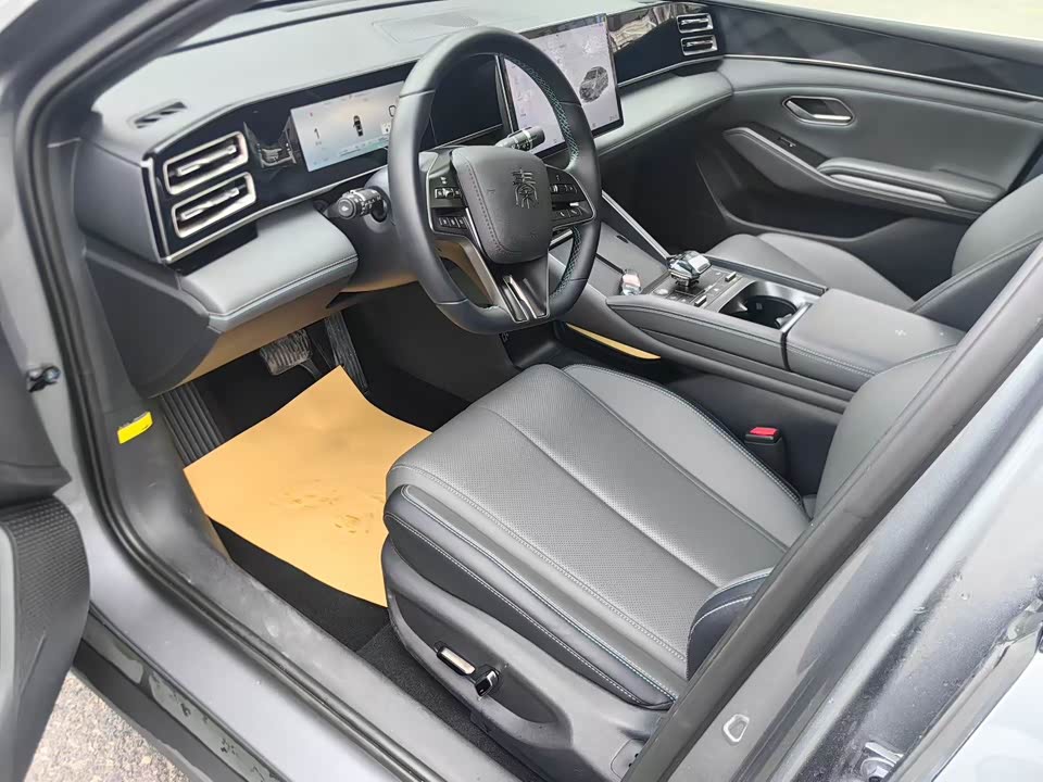 BYD Qin L