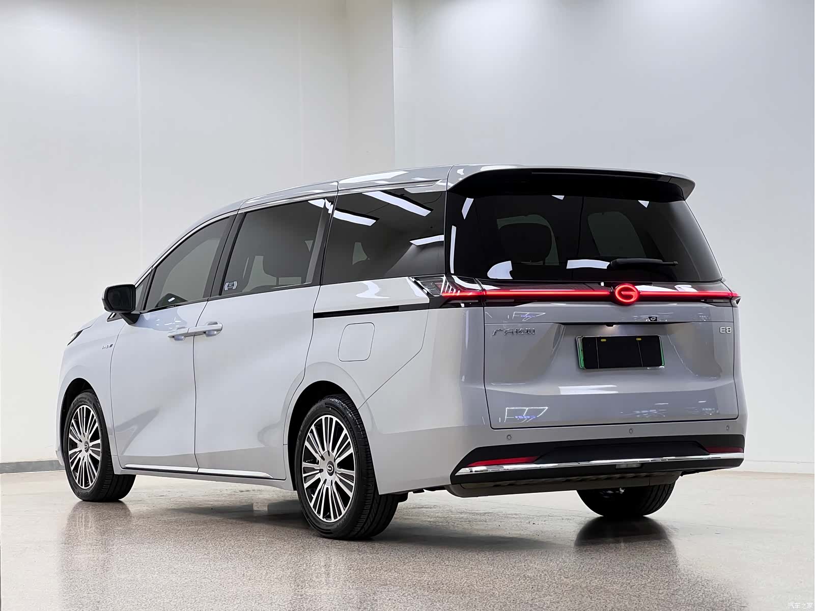 Trumpchi E8, 2024 все фото