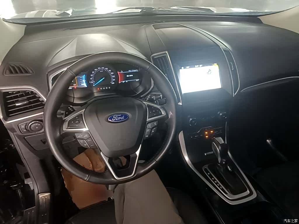 Ford Edge, 2017 10