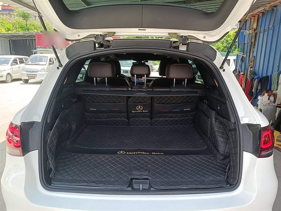 Mercedes-Benz GLC Mercedes-Benz GLC