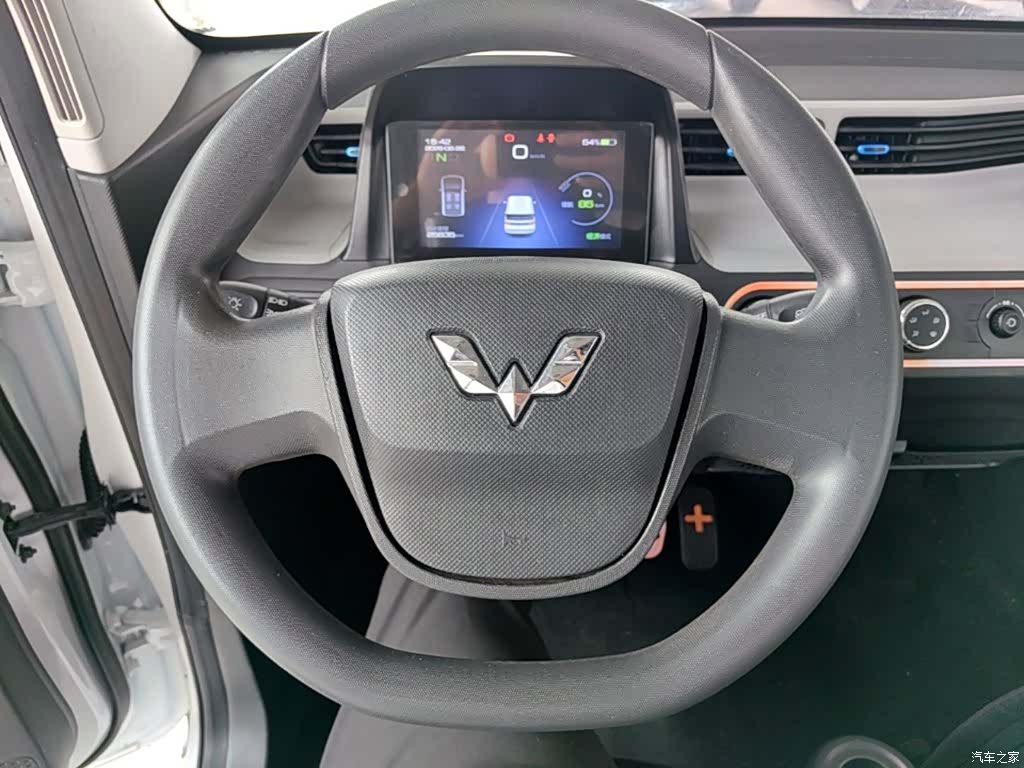 Wuling MINIEV, 2021 11