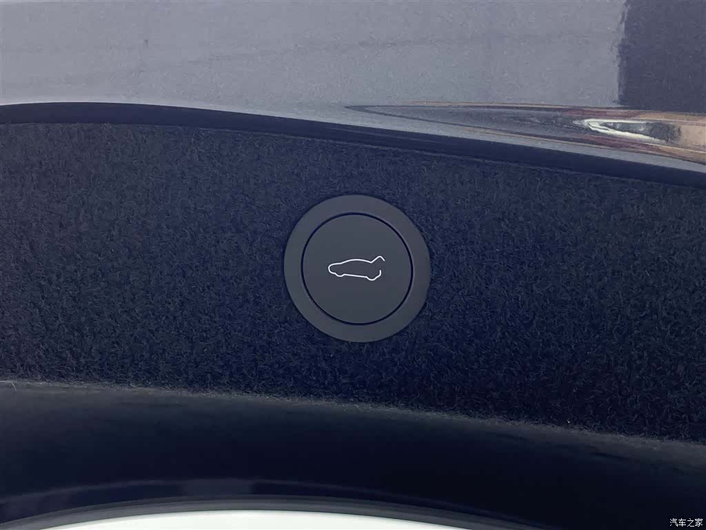 Tesla Model 3, 2025 27