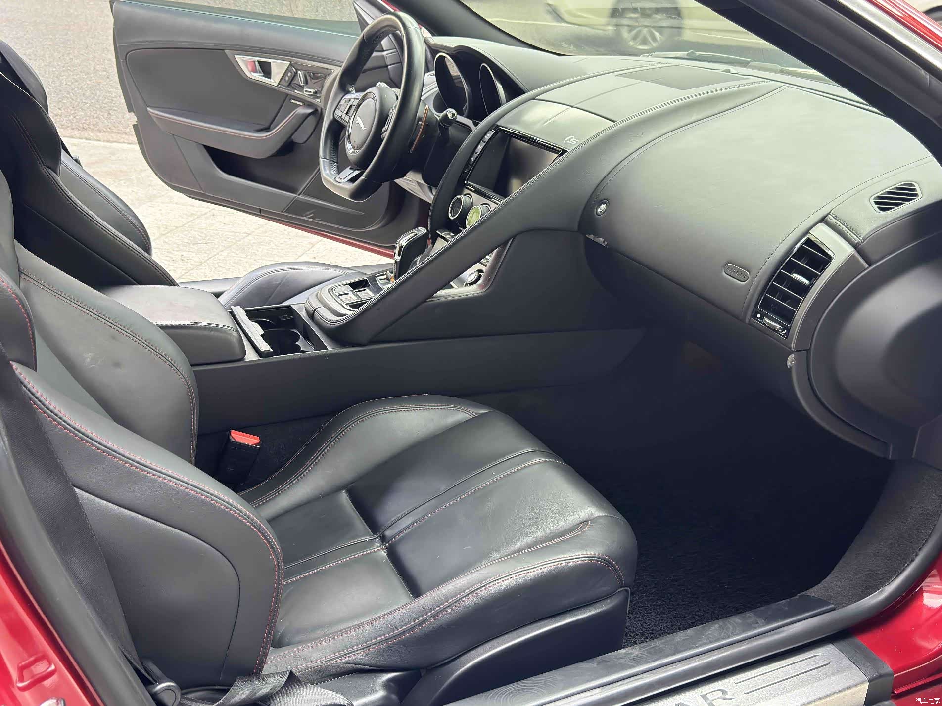 Jaguar F-TYPE, 2015 8