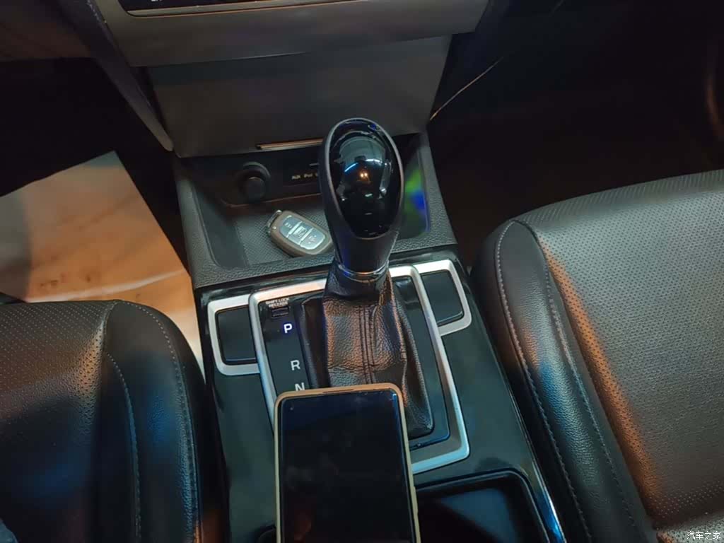 Hyundai GLS, 2016 14