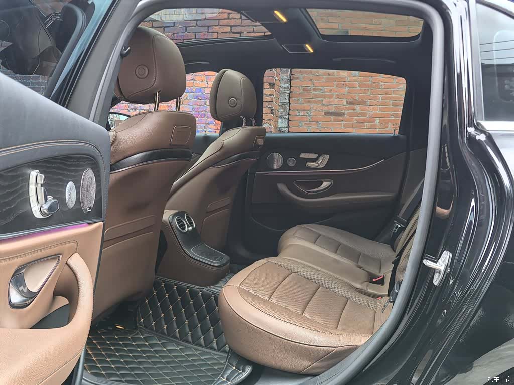 Mercedes-Benz E-Class, 2021 11