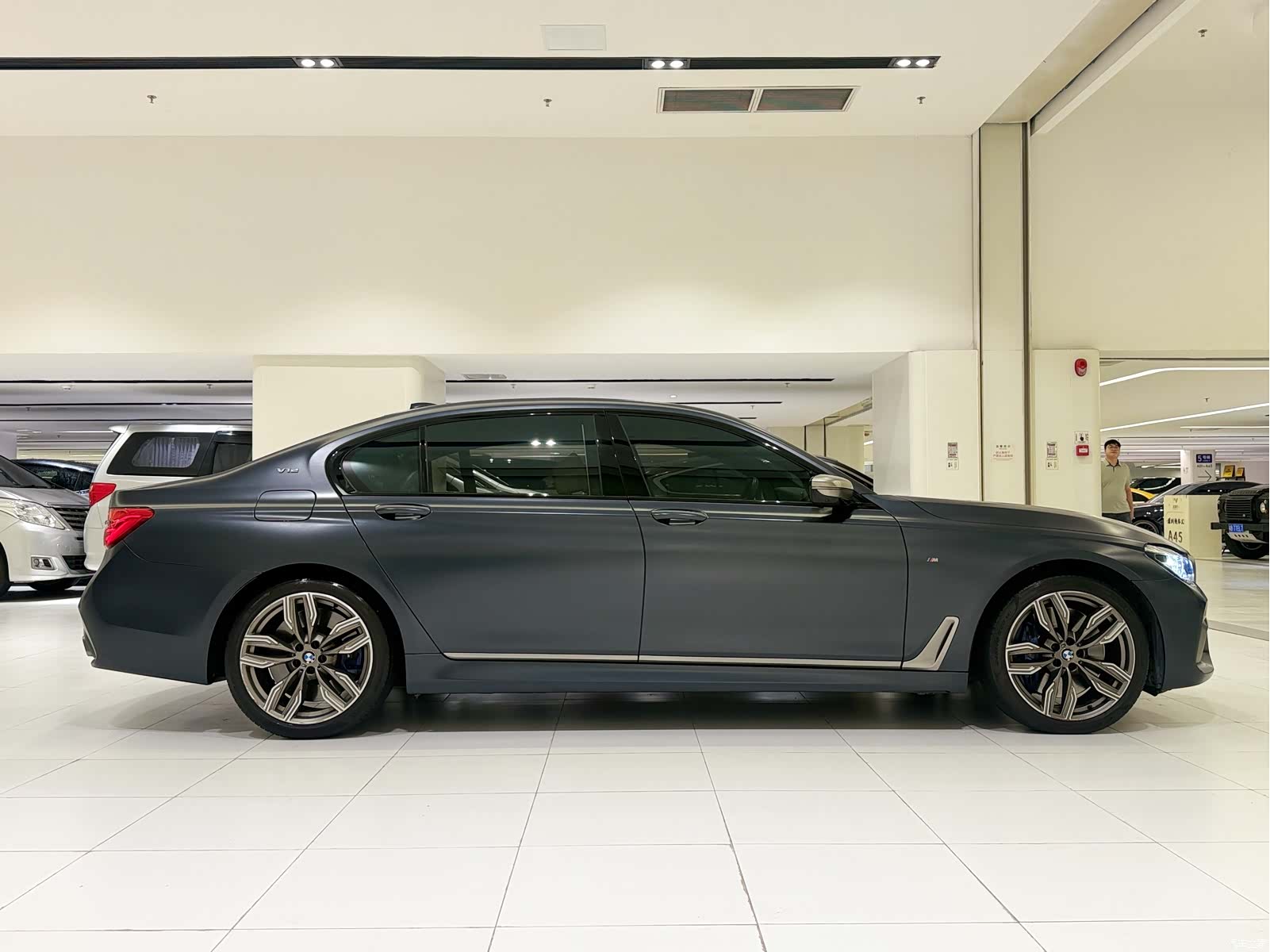 BMW 7 Series, 2017 все фото