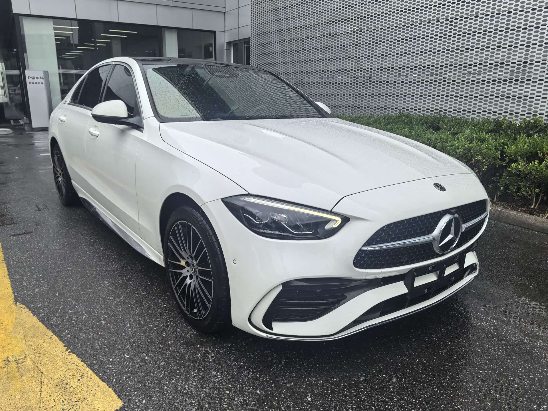 Mercedes-Benz C-Class, 2021 3