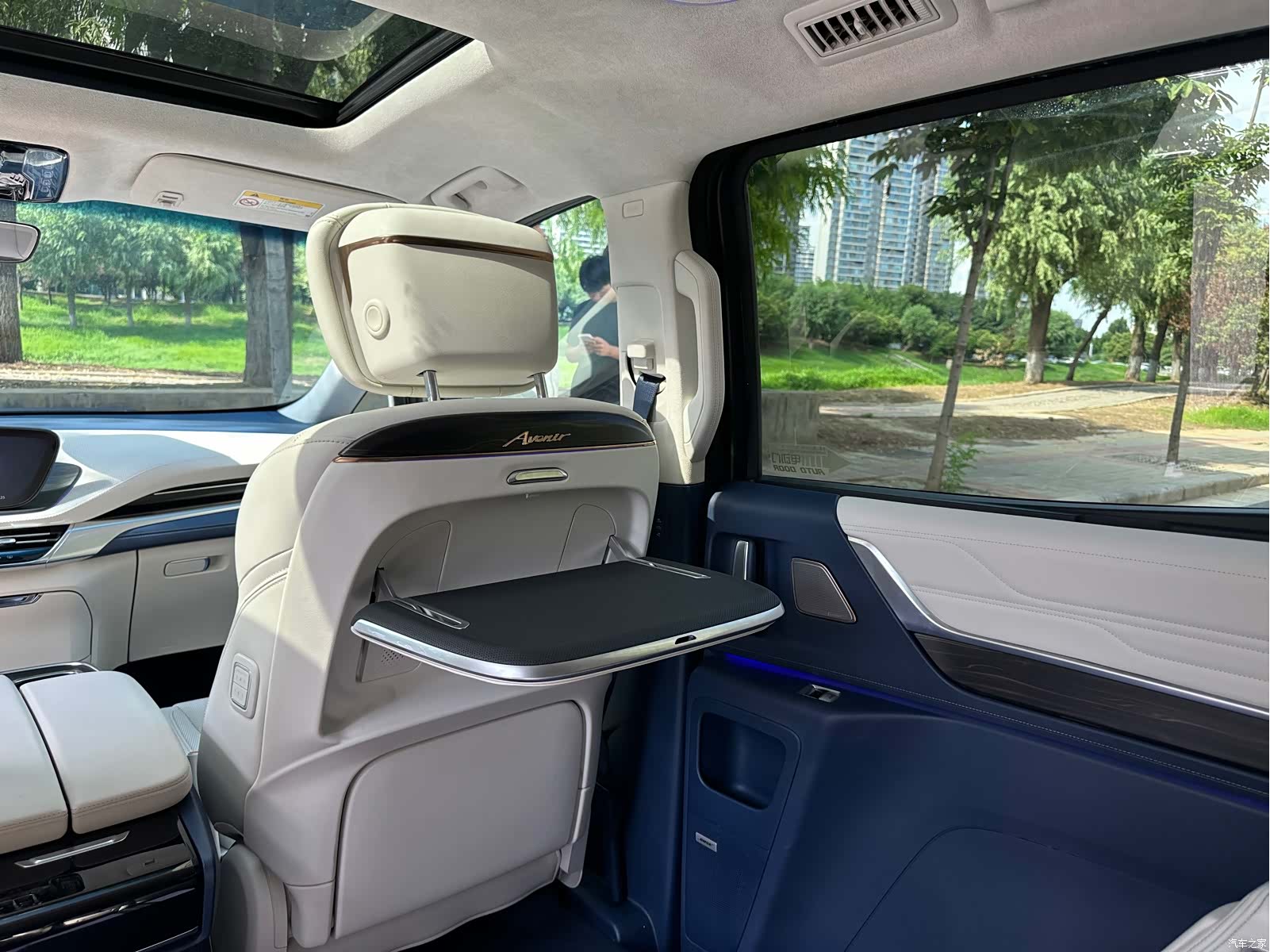 Buick Century, 2023 13