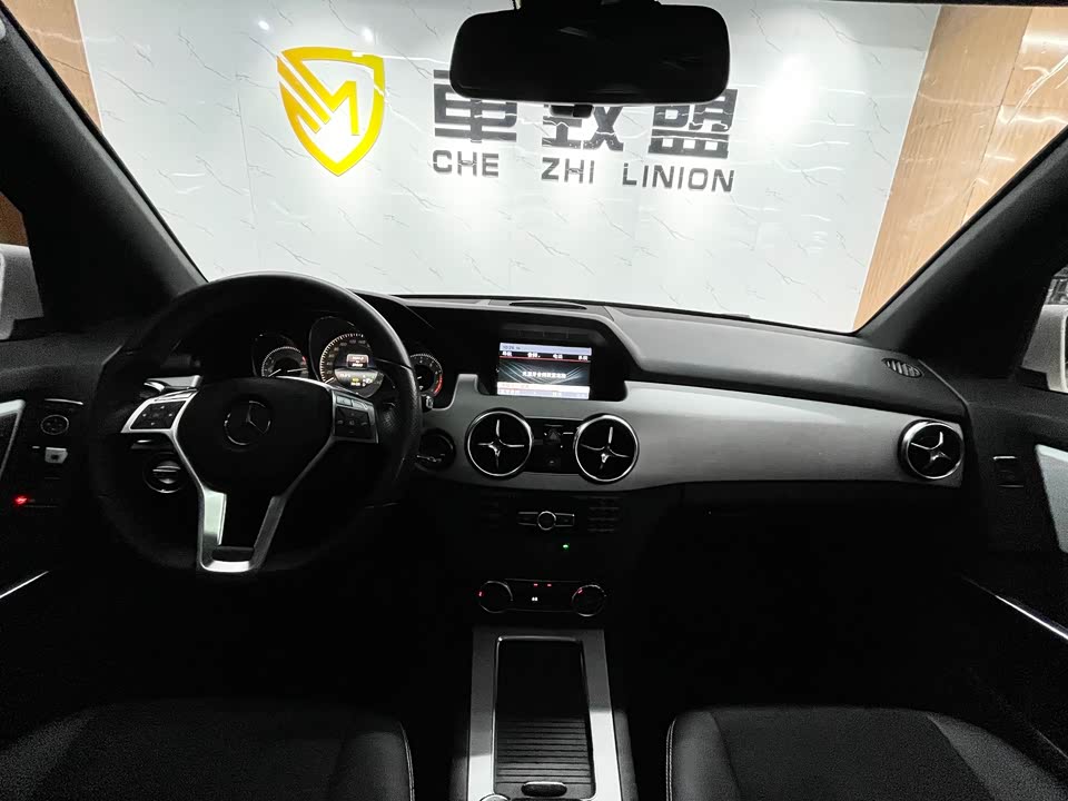 Mercedes-Benz GLK class