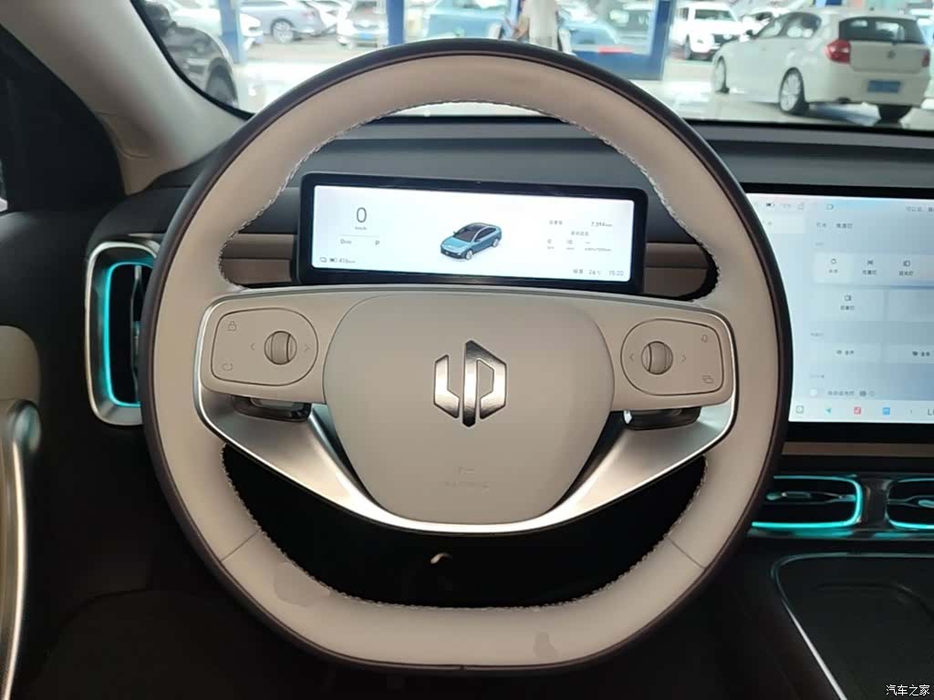 Leapmotor B01, 2025 11