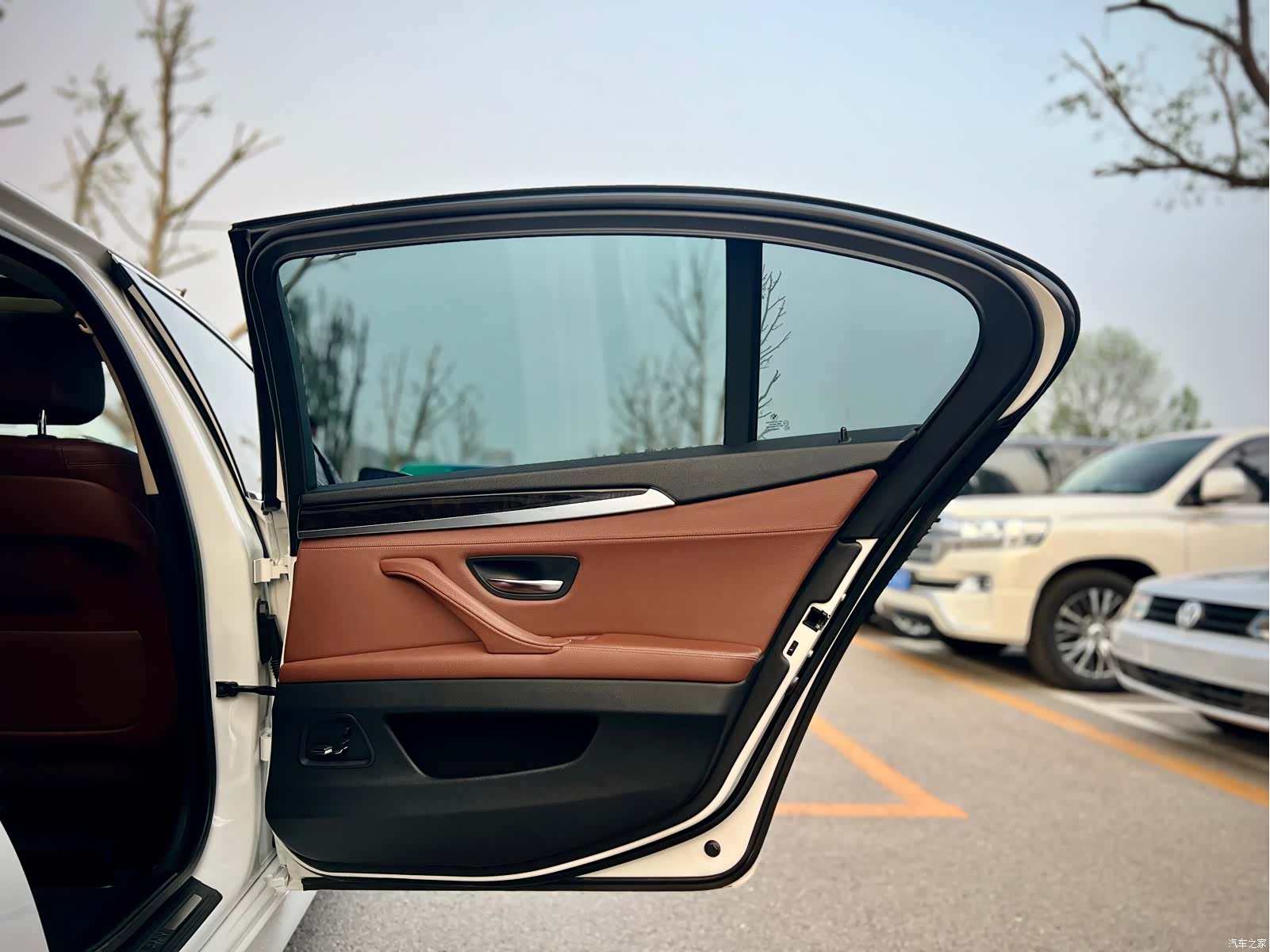 BMW 5 Series, 2015 23