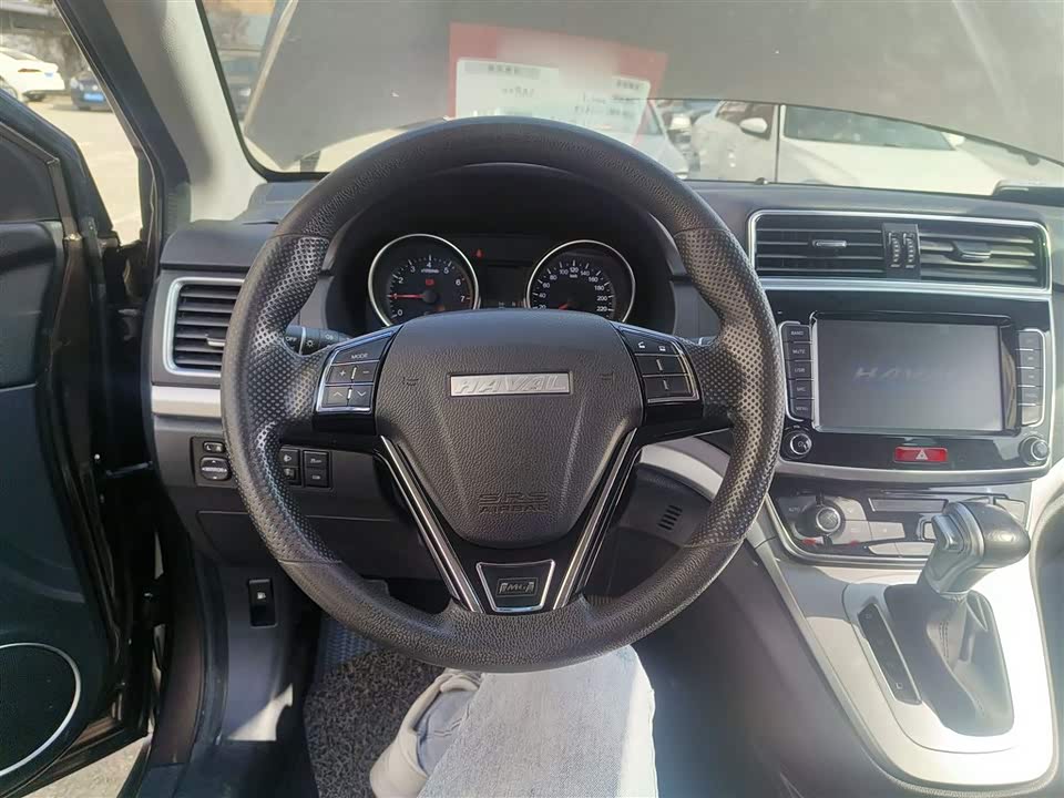 Haval M6