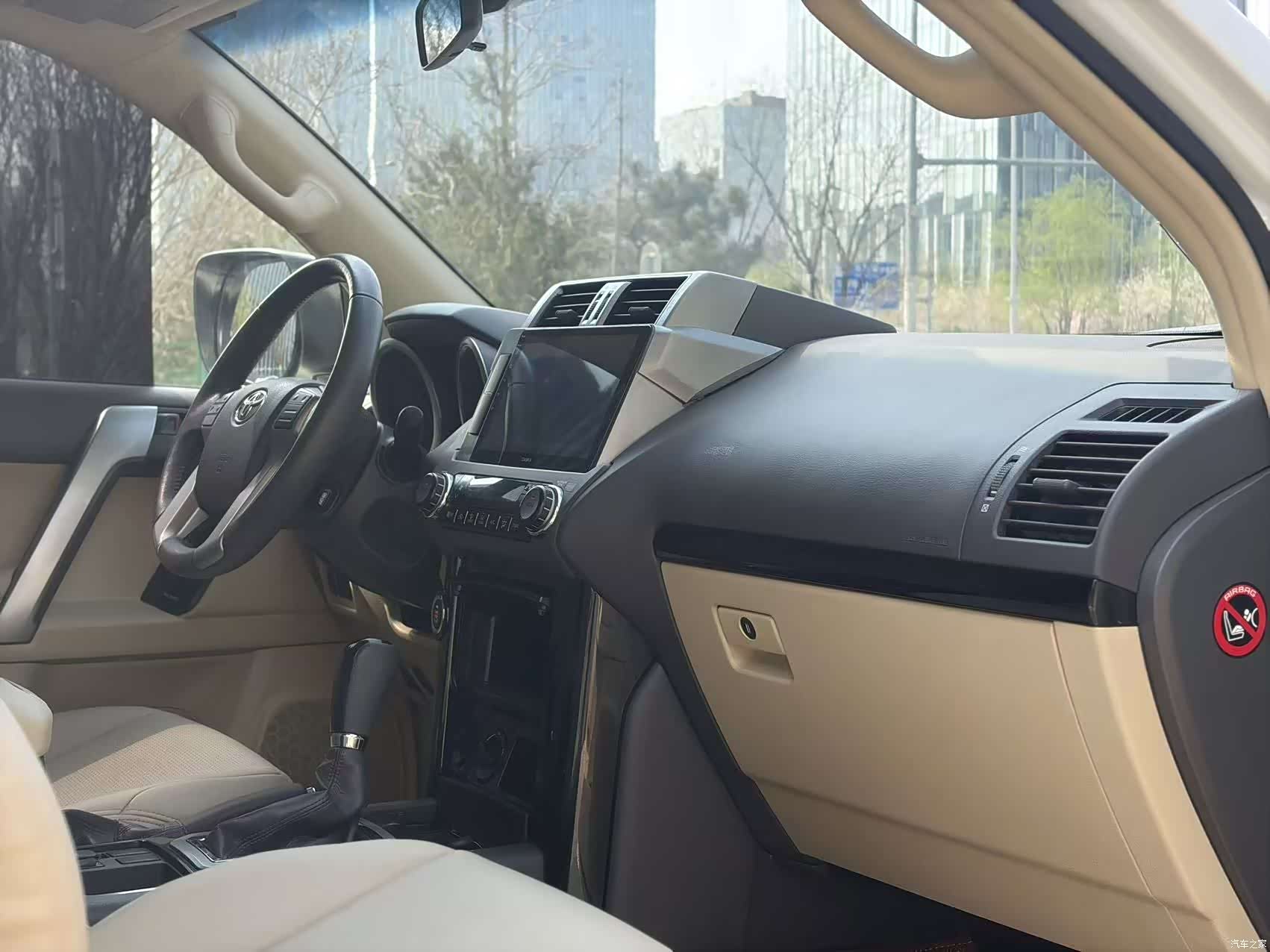 Toyota Prado, 2015 12