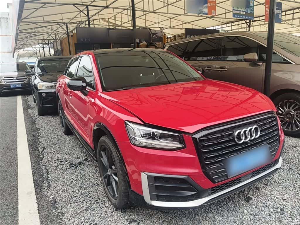 Audi Q2L, 2019 3