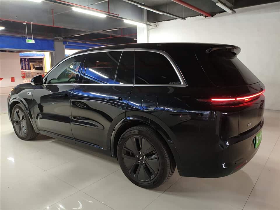 Li Auto Ideal L8