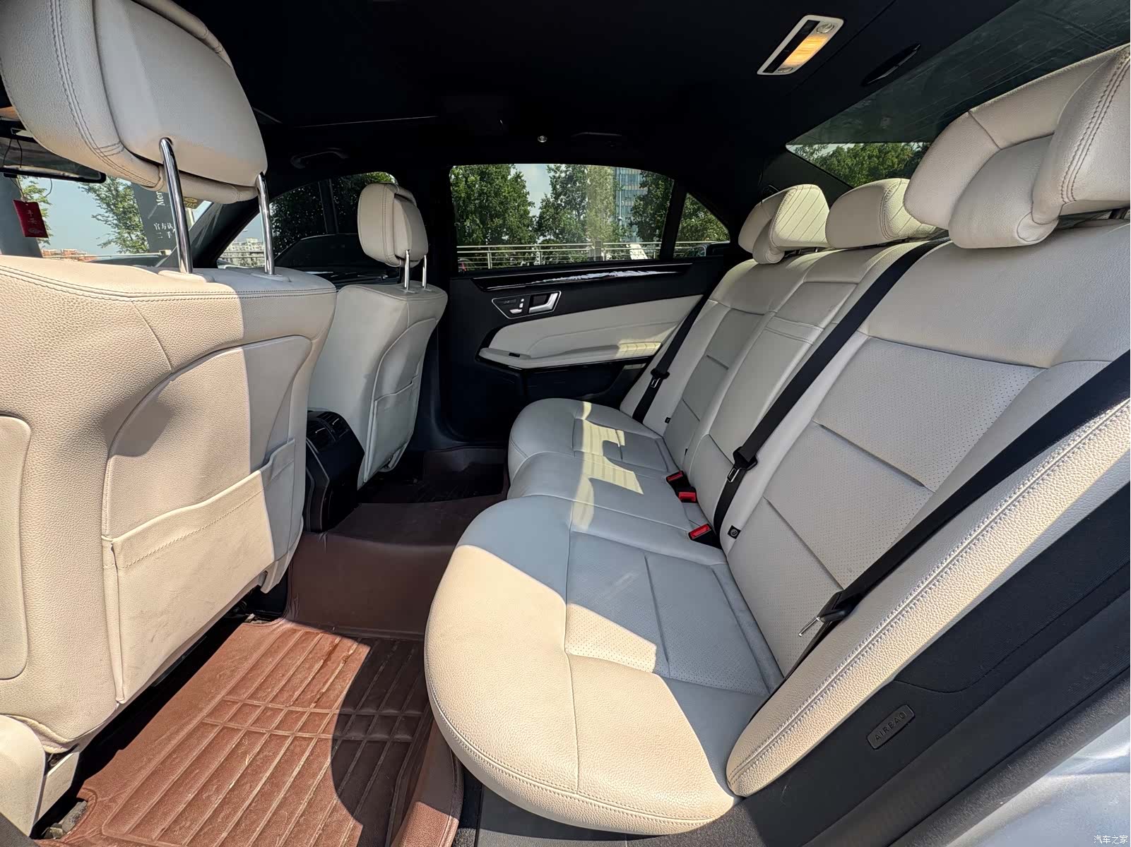Mercedes-Benz E-Class, 2014 7