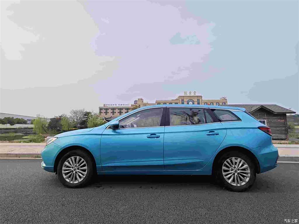 Roewe Ei5, 2022 все фото