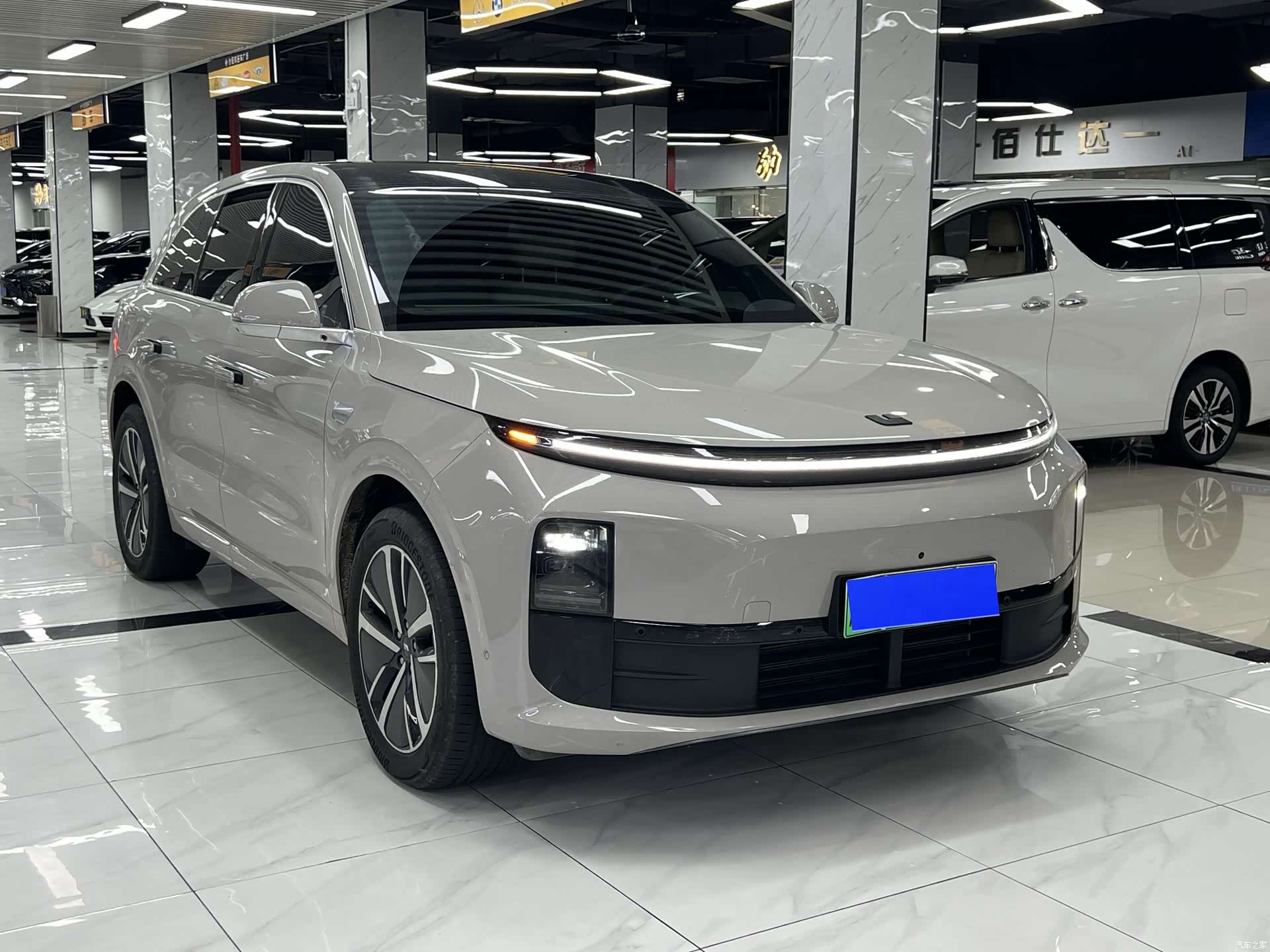 Li Auto L6, 2024 3