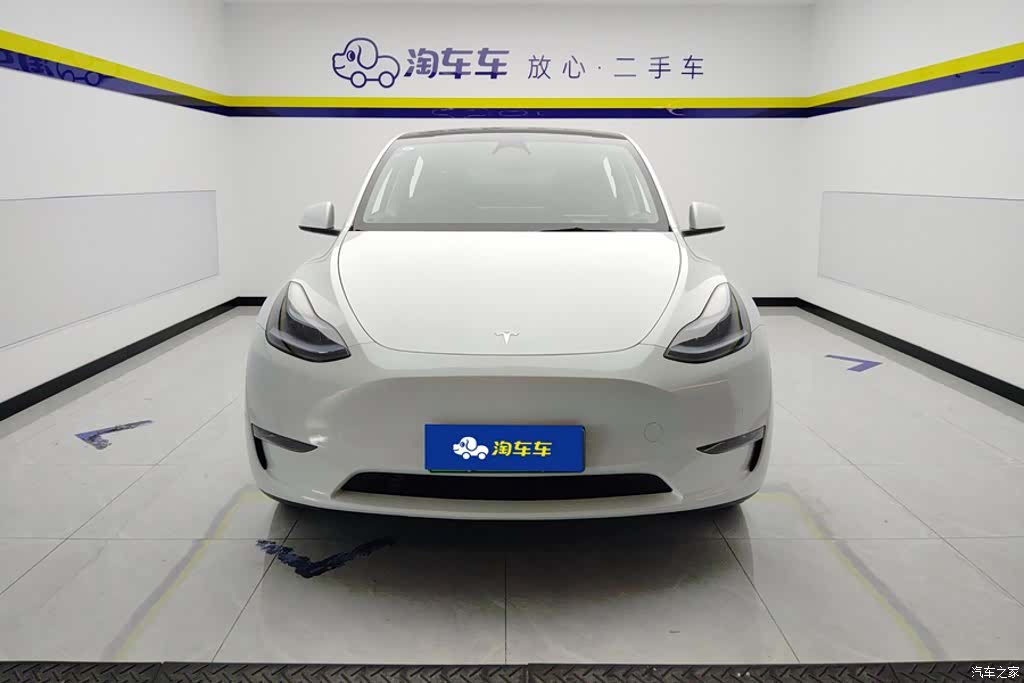Tesla Model Y, 2023 2