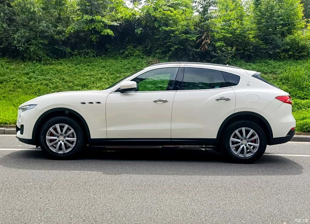 Maserati Levante, 2016 4