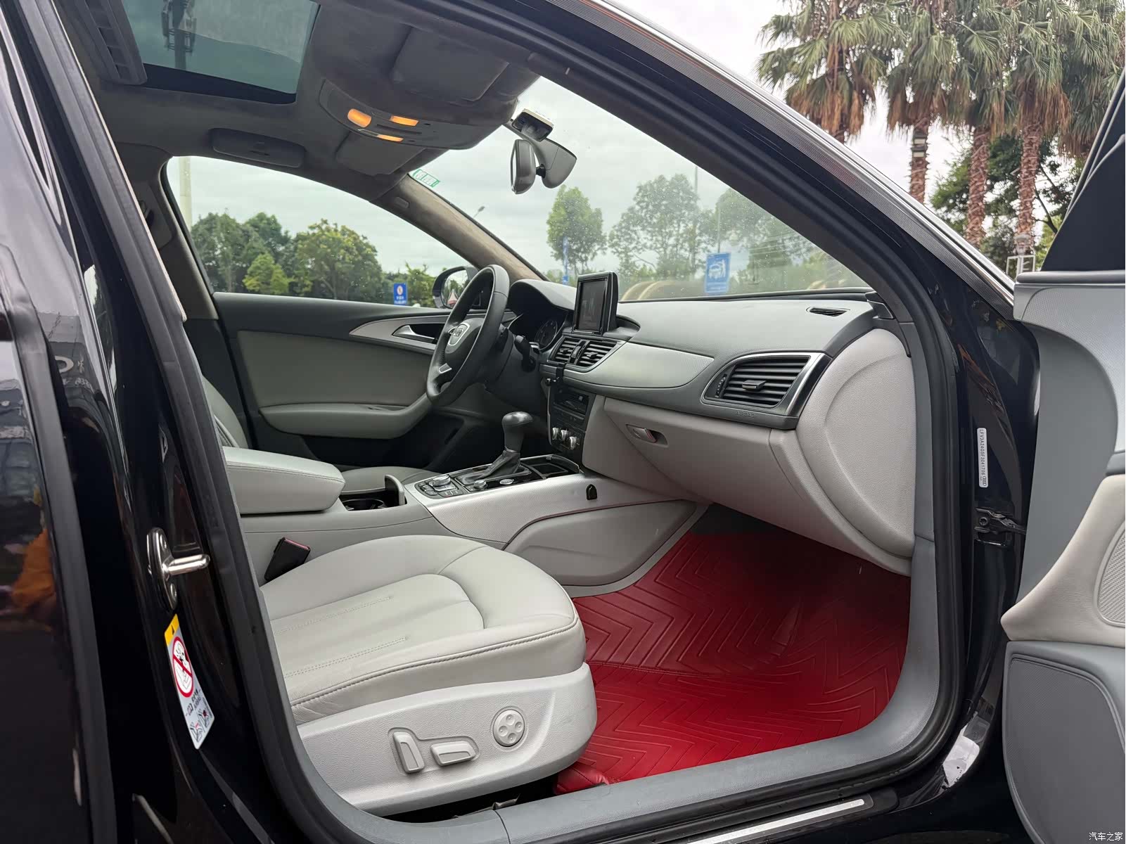 Audi A6L, 2015 11