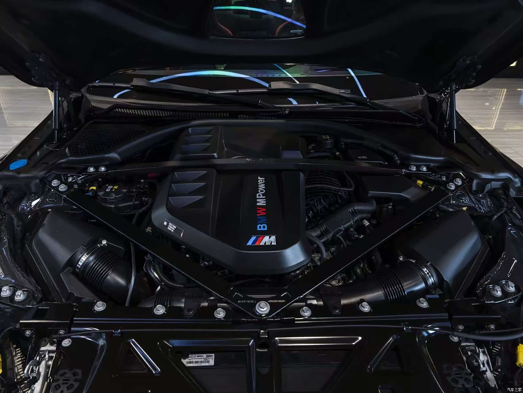 BMW M4, 2025 11