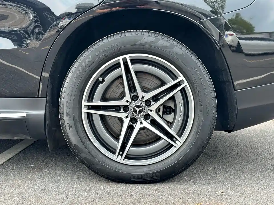 Mercedes-Benz EQC Mercedes-Benz EQC