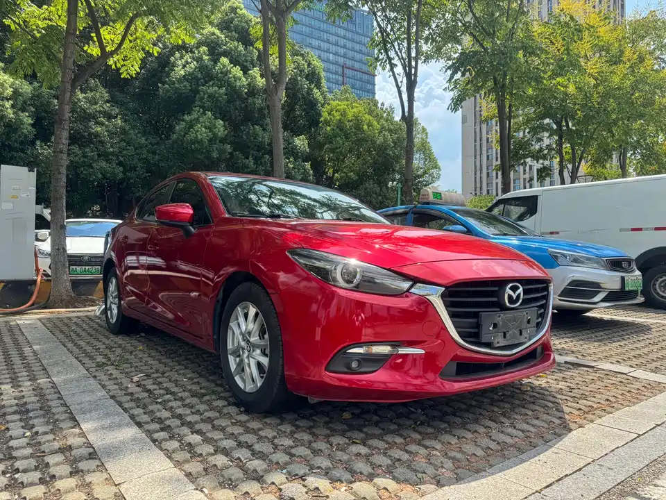 Mazda 3 Angkesaila