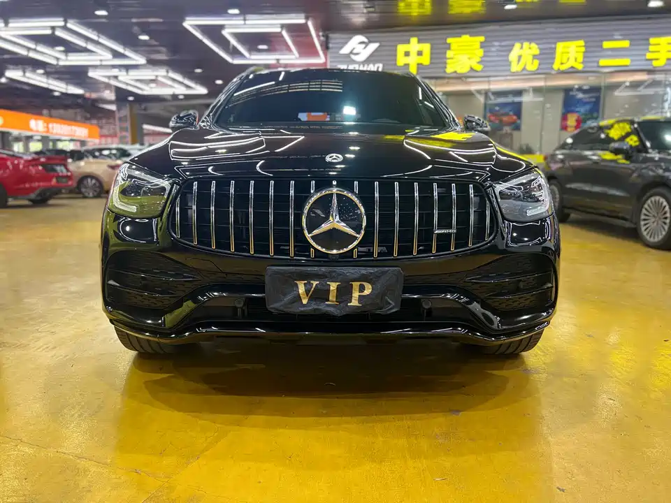 Mercedes-Benz GLC AMG