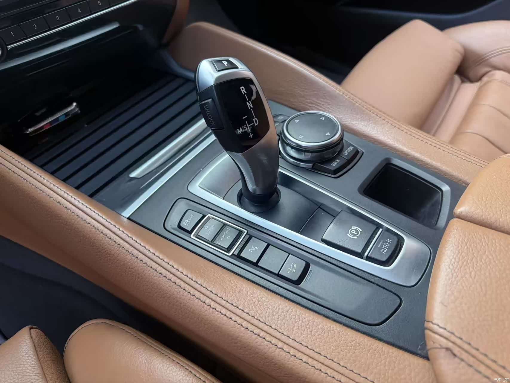 BMW X6, 2017 7