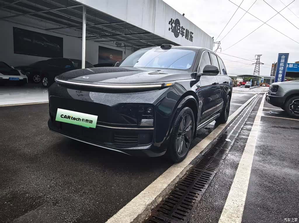 Li Auto L8, 2025 1